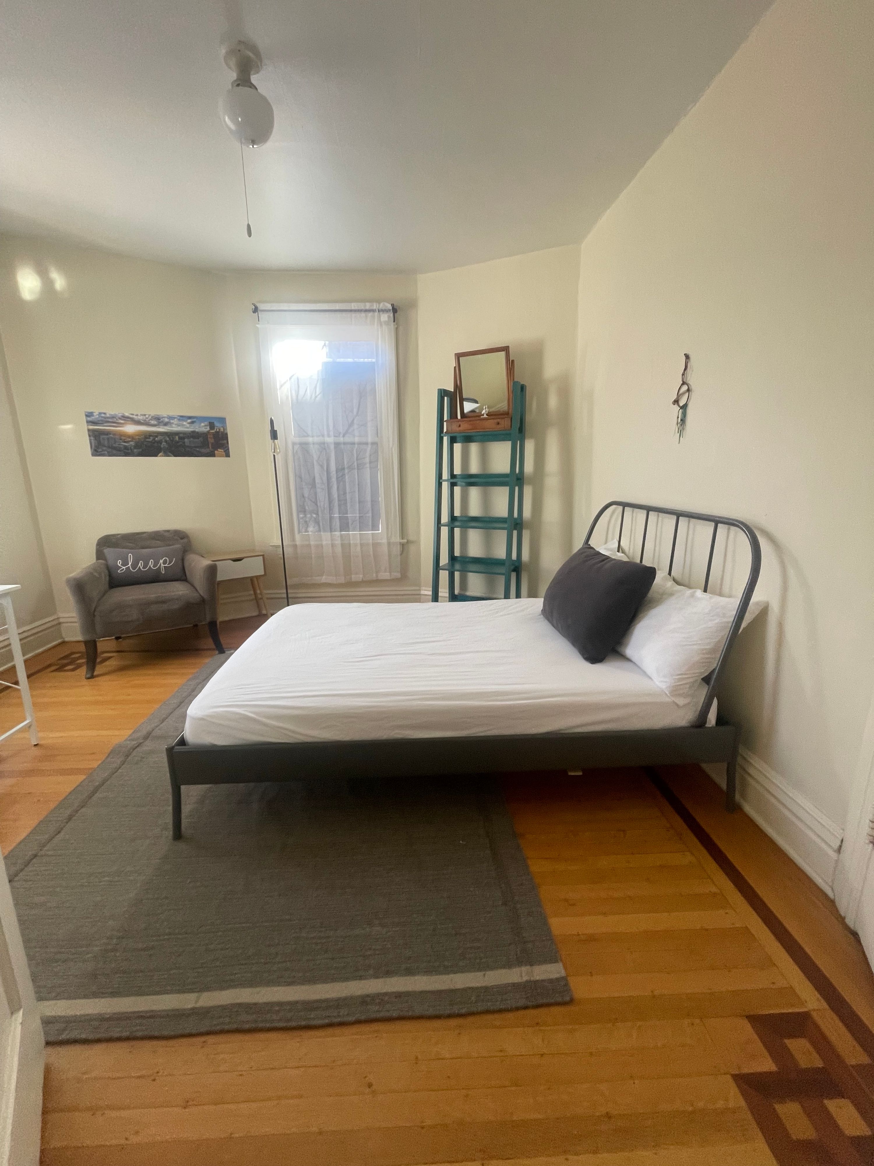 Room 4 | Garden View, furnished room in Cheesman Park, Denver — photo 4