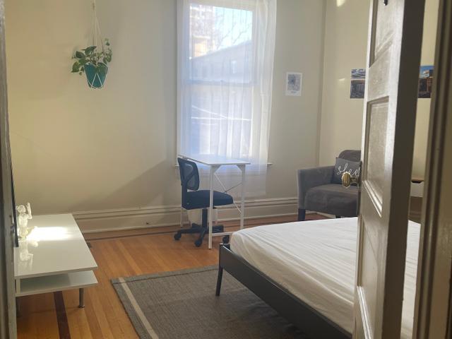 Room 4 | Garden View, furnished room in Cheesman Park, Denver — photo 5